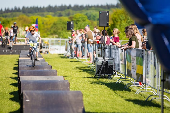 Un événement sportif sûr avec des barrières Nadar